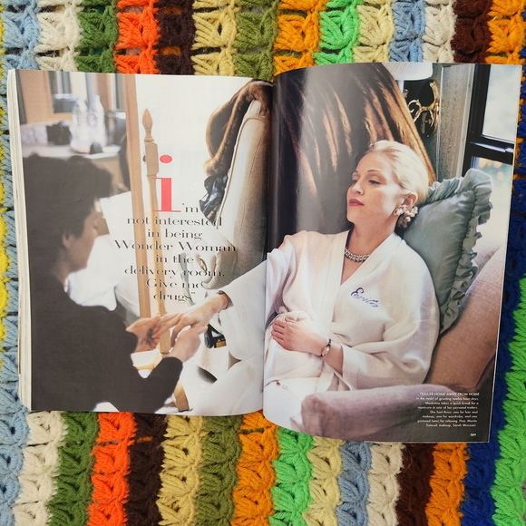 Vintage Vogue Magazine Madonna October 1996 Issue - Picture 7 of 11